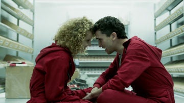 Emotivo reencuentro de Jaime Lorente y Esther Acebo de 'La casa de papel' Emotivo reencuentro de Jaime Lorente y Esther Acebo de 'La casa de papel'