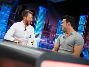 El actual aspecto físico de Mario Casas alborota 'El Hormiguero 3.0': "Esta se llama Trancas y esta Barrancas"