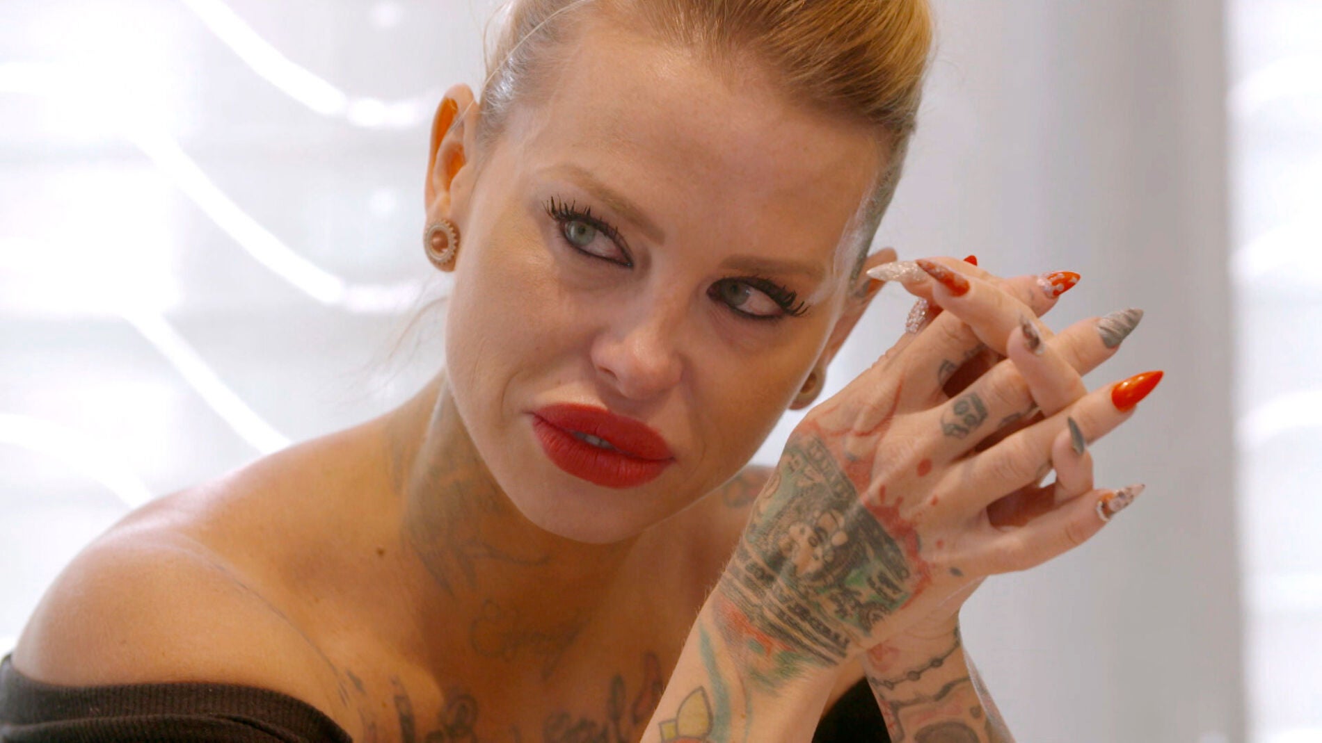 Paloma rompe a llorar cuando descubre la edad de Lara