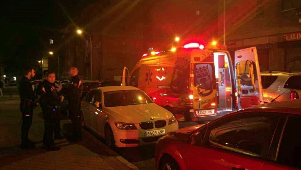 Imagen de una ambulancia en Moratalaz