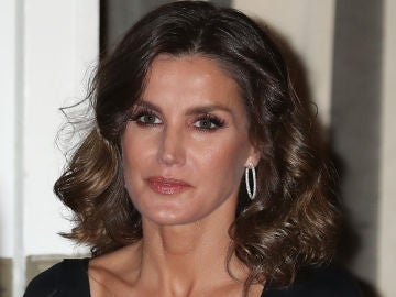 La reina Letizia durante la velada del Premio de Periodismo Francisco Cerecedo La reina Letizia durante la velada del Premio de Periodismo Francisco Cerecedo