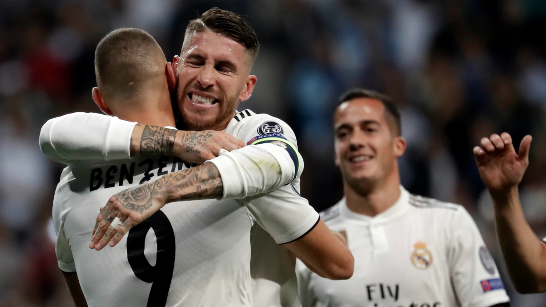 Benzema y Ramos celebran un gol Benzema y Ramos celebran un gol