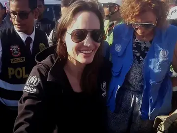 Angelina Jolie en Tumbes (Perú) Angelina Jolie en Tumbes (Perú)