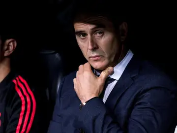 Julen Lopetegui, en el banquillo del Santiago Bernabéu Julen Lopetegui, en el banquillo del Santiago Bernabéu