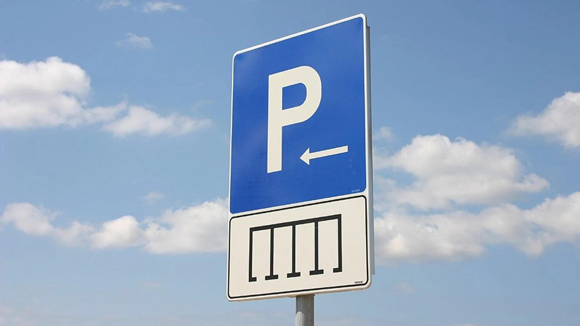 PARKING PÚBLICO PARKING PÚBLICO