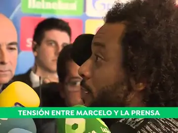 Marcelo: "Los periodistas intentáis hacer daño al vestuario, igual es porque no sabéis jugar al fútbol o por envidia" Marcelo: "Los periodistas intentáis hacer daño al vestuario, igual es porque no sabéis jugar al fútbol o por envidia"