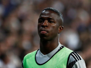 Vinicius, antes de un partido del Real Madrid