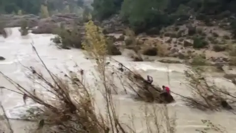 El Gobierno de Aragón estudia la posibilidad de cobrar los gastos de un rescate cuando sea por una imprudencia El Gobierno de Aragón estudia la posibilidad de cobrar los gastos de un rescate cuando sea por una imprudencia