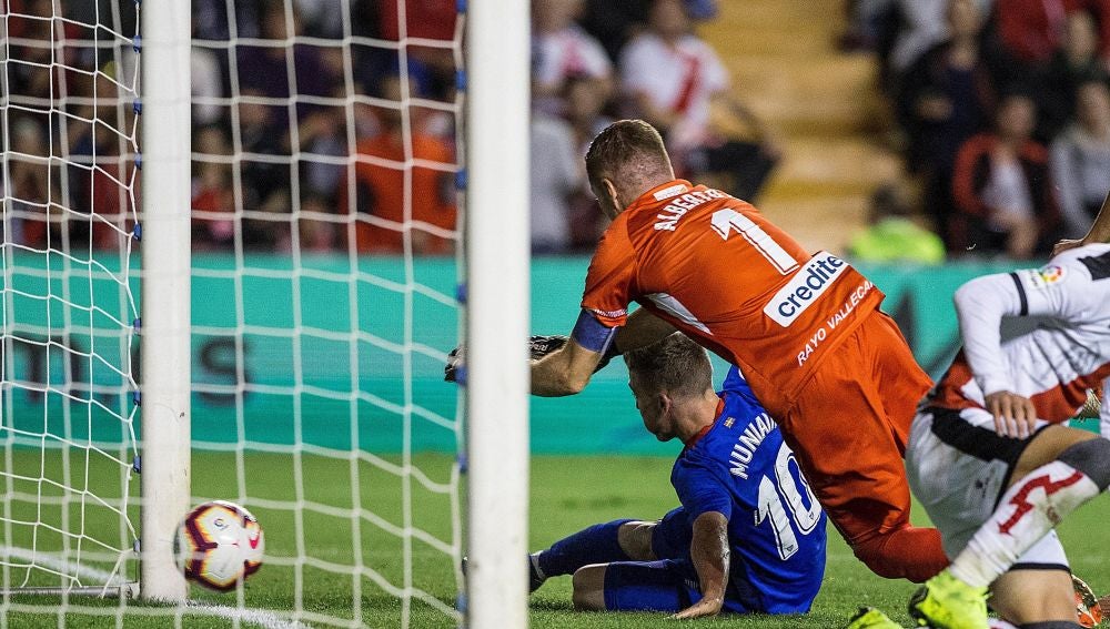 Iker Muniain anota el empate ante el Rayo