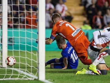 Iker Muniain anota el empate ante el Rayo