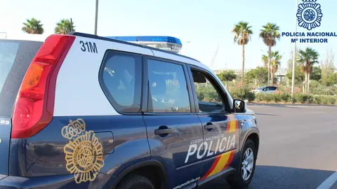 Imagen de archivo de un coche de la Policía Nacional Imagen de archivo de un coche de la Policía Nacional