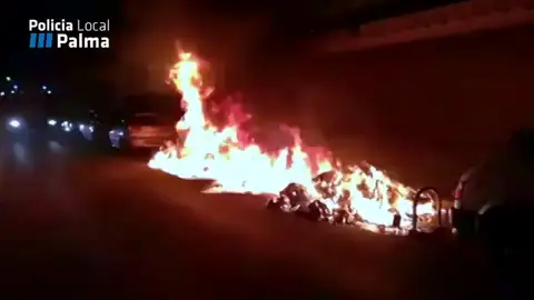 Un agente de la Policía Local, herido tras intervenir en un incendio en Palma Un agente de la Policía Local, herido tras intervenir en un incendio en Palma