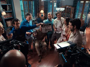 Tomamos asiento en la mesa de los Arístegui para descubrir el rodaje dentro de 'Presunto Culpable' Tomamos asiento en la mesa de los Arístegui para descubrir el rodaje dentro de 'Presunto Culpable'