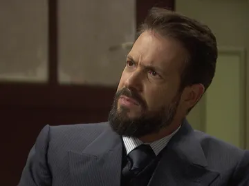 Carmelo planea una nueva estrategia para desenmascarar a Eustaquio Carmelo planea una nueva estrategia para desenmascarar a Eustaquio