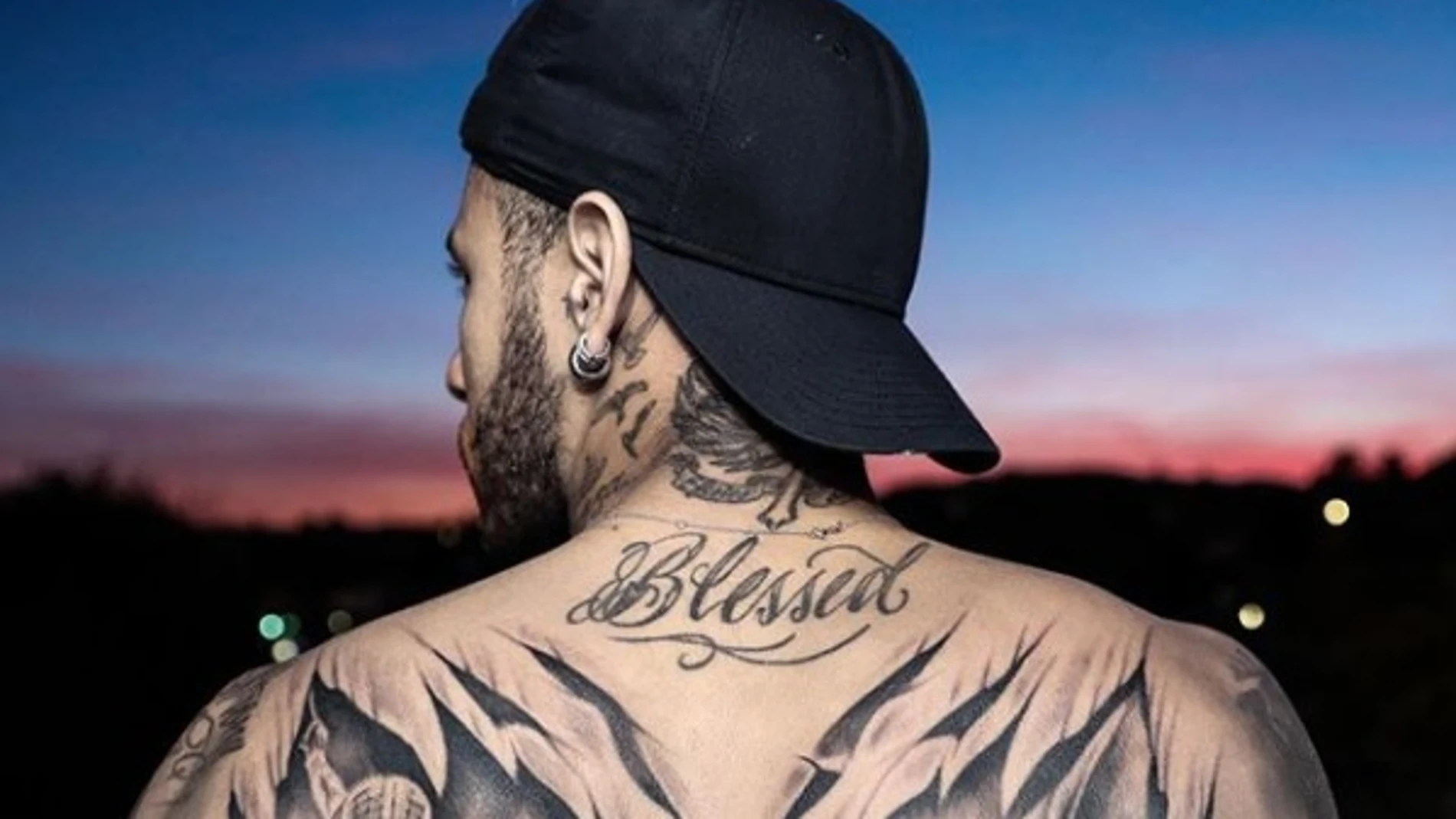 El nuevo tatuaje de Neymar El nuevo tatuaje de Neymar