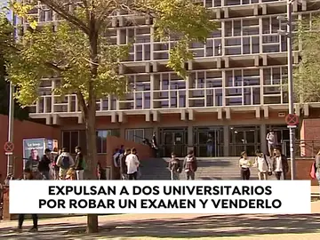Expulsan a dos universitarios por robar un examen y venderlo Expulsan a dos universitarios por robar un examen y venderlo