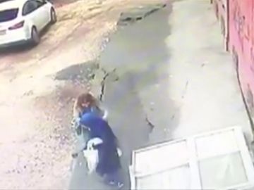 Dos mujeres, heridas tras venirse abajo el suelo sobre el que estaban en Turquía