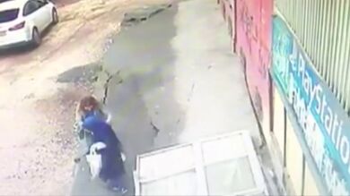 Dos mujeres, heridas tras venirse abajo el suelo sobre el que caminaban en Turquía