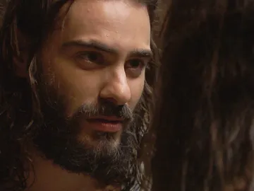 Isaac se sincera con Elsa: "No puedo querer a otra persona, luchemos contra el destino" Isaac se sincera con Elsa: "No puedo querer a otra persona, luchemos contra el destino"