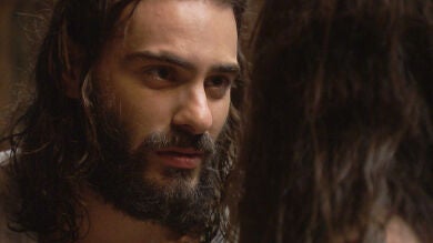 Isaac se sincera con Elsa: 