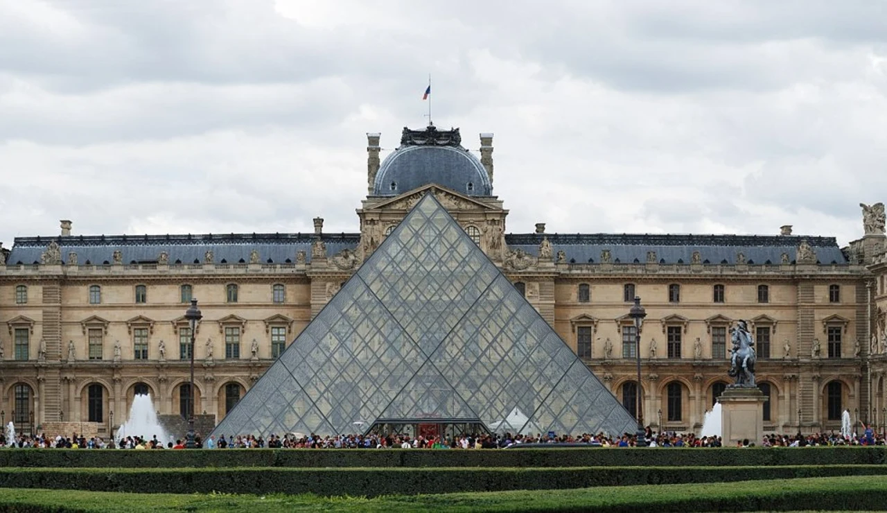 Museo del Louvre. París