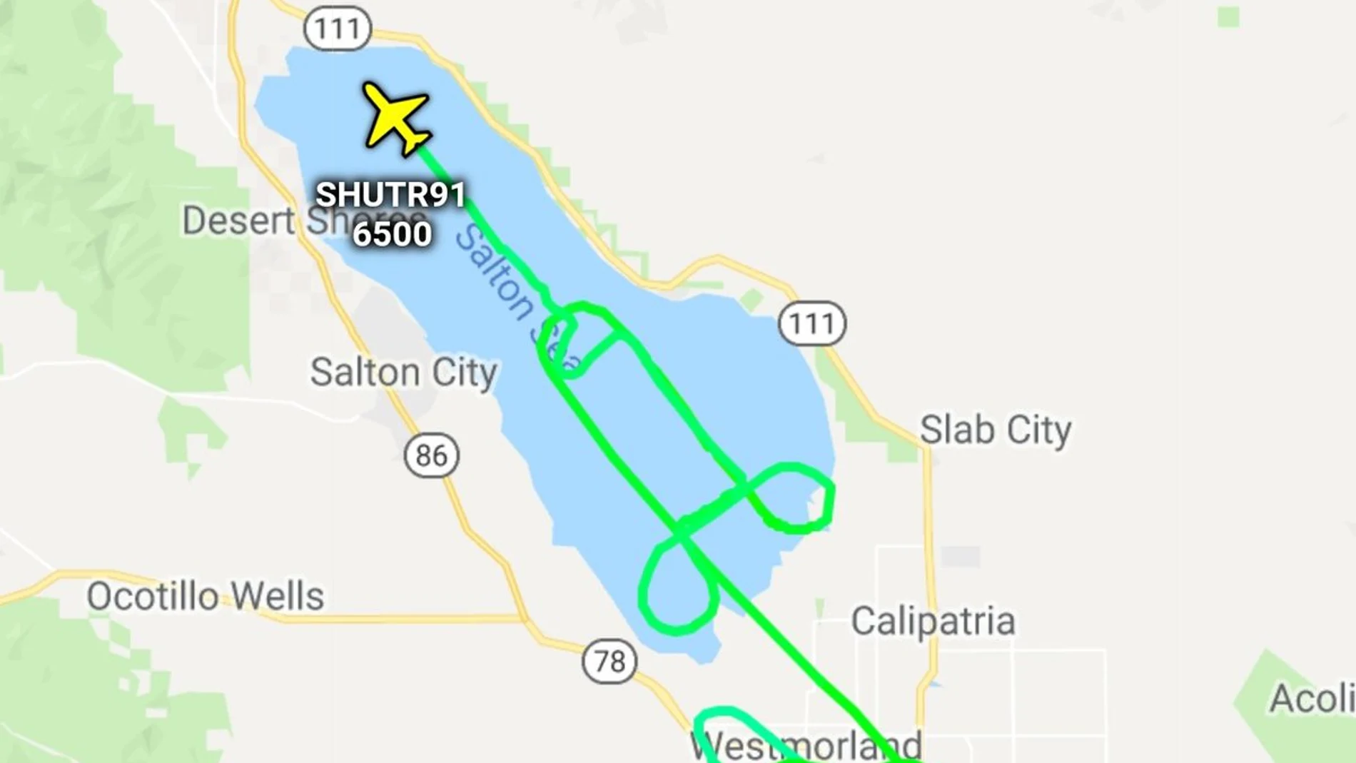 La trayectoria que hizo el piloto con su avión La trayectoria que hizo el piloto con su avión