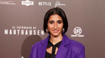 Alba Flores