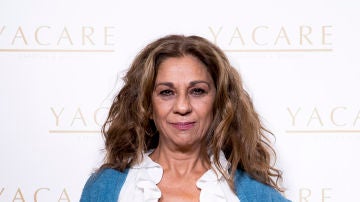 Lolita Flores