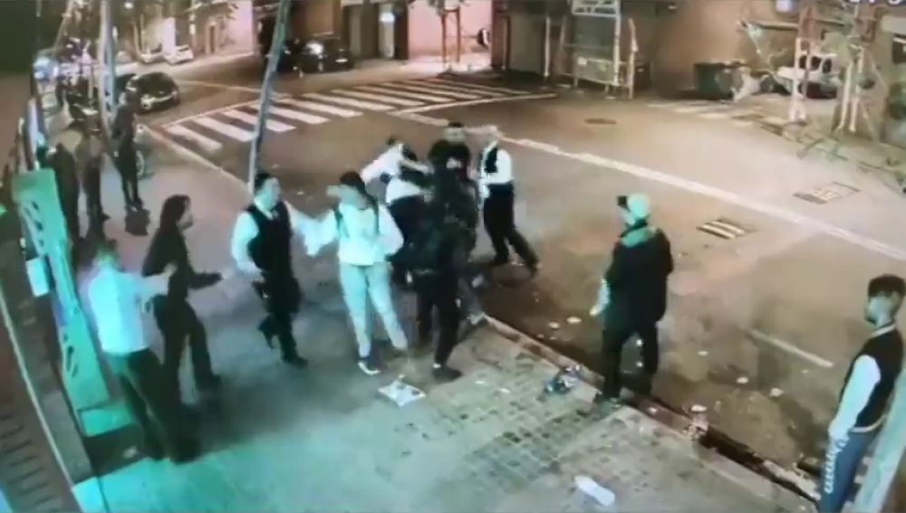 Los Mossos investigan la pelea ocurrida a las puertas de un restaurante en Barcelona