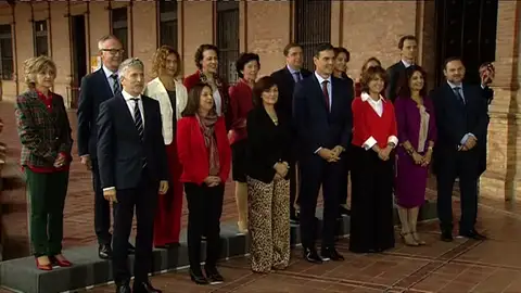 REEMPLAZO Pedro Sánchez preside este viernes en Sevilla el primer Consejo de Ministros fuera de Madrid en 8 años REEMPLAZO Pedro Sánchez preside este viernes en Sevilla el primer Consejo de Ministros fuera de Madrid en 8 años