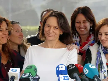 Carolina Bescansa ante los medios Carolina Bescansa ante los medios