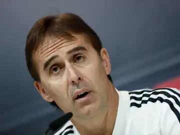 Julen Lopetegui, en rueda de prensa Julen Lopetegui, en rueda de prensa
