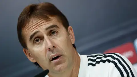 Julen Lopetegui, en rueda de prensa Julen Lopetegui, en rueda de prensa