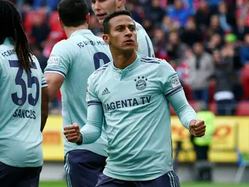 Thiago celebra un gol Thiago celebra un gol
