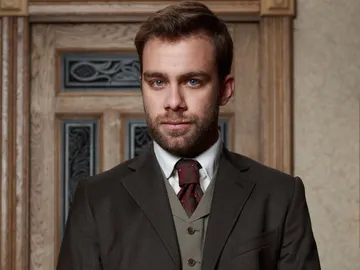 Carlos Serrano es Fernando Mesía en 'El secreto de Puente Viejo' Carlos Serrano es Fernando Mesía en 'El secreto de Puente Viejo'