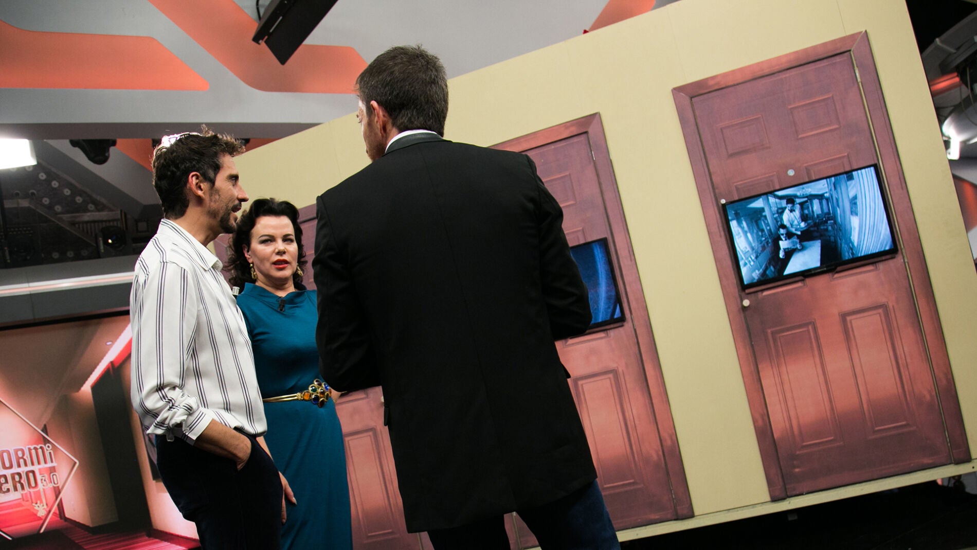 V&Iacute;DEO: 'El Hormiguero 3.0' pone a prueba el ojo cl&iacute;nico de Paco Le&oacute;n y Debi Mazar