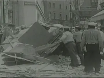 ETA reconoce 758 asesinatos y el "error" de Hipercor ETA reconoce 758 asesinatos y el "error" de Hipercor