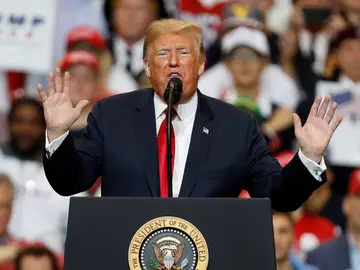 Donald Trump en un acto electoral en Missouri Donald Trump en un acto electoral en Missouri