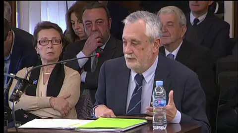 La Fiscalía Anticorrupción cifra en 680 millones de euros los fondos de la Junta sin control en el caso de los ERE La Fiscalía Anticorrupción cifra en 680 millones de euros los fondos de la Junta sin control en el caso de los ERE