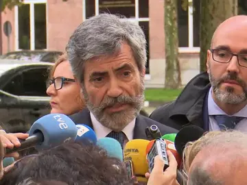 El presidente del Supremo pide al Gobierno que modifique la ley hipotecaria para "clarificar" quién paga el impuesto El presidente del Supremo pide al Gobierno que modifique la ley hipotecaria para "clarificar" quién paga el impuesto