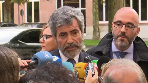 El presidente del Supremo pide al Gobierno que modifique la ley hipotecaria para "clarificar" quién paga el impuesto El presidente del Supremo pide al Gobierno que modifique la ley hipotecaria para "clarificar" quién paga el impuesto