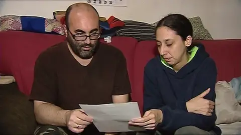 Un empresario anónimo paga el alquiler a una familia a punto de ser deshauciada Un empresario anónimo paga el alquiler a una familia a punto de ser deshauciada