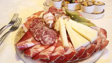 Embutidos y quesos, ¿cómo conservarlos? Embutidos y quesos, ¿cómo conservarlos?