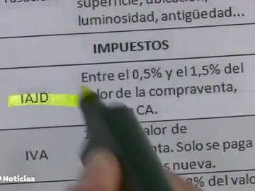 Expertos creen que los bancos harán que sea el cliente quien pague el impuesto de las hipotecas Expertos creen que los bancos harán que sea el cliente quien pague el impuesto de las hipotecas