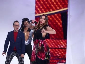Chenoa, Ángel y Jordi demuestran sus dotes con el playback Chenoa, Ángel y Jordi demuestran sus dotes con el playback
