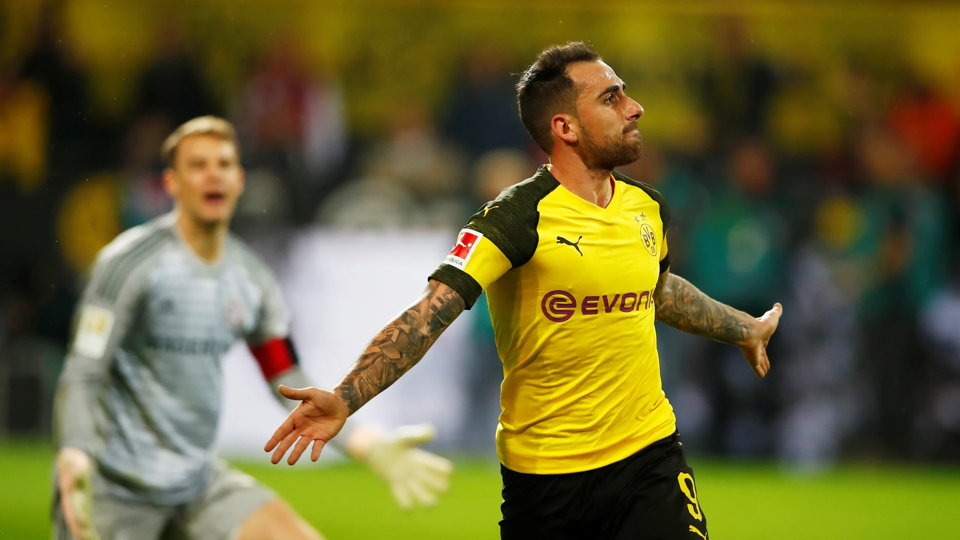 Paco Alcácer celebra el gol de la victoria ante el Bayern Paco Alcácer celebra el gol de la victoria ante el Bayern
