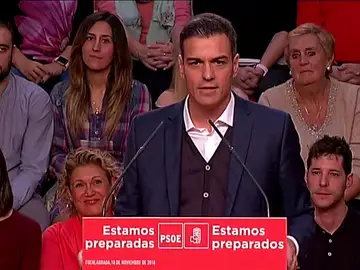 Pedro Sánchez: "La sociedad fue solidaria con la banca y la solidaridad es recíproca" Pedro Sánchez: "La sociedad fue solidaria con la banca y la solidaridad es recíproca"