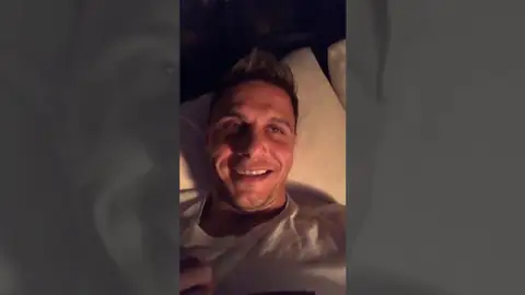 La batería definitiva de chistes de Joaquín: del "¿doctor, voy a perder el ojo?" al de "Conchi y su marido" La batería definitiva de chistes de Joaquín: del "¿doctor, voy a perder el ojo?" al de "Conchi y su marido"