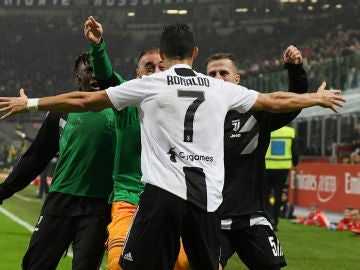 Cristiano Ronaldo celebra su gol ante el Milan