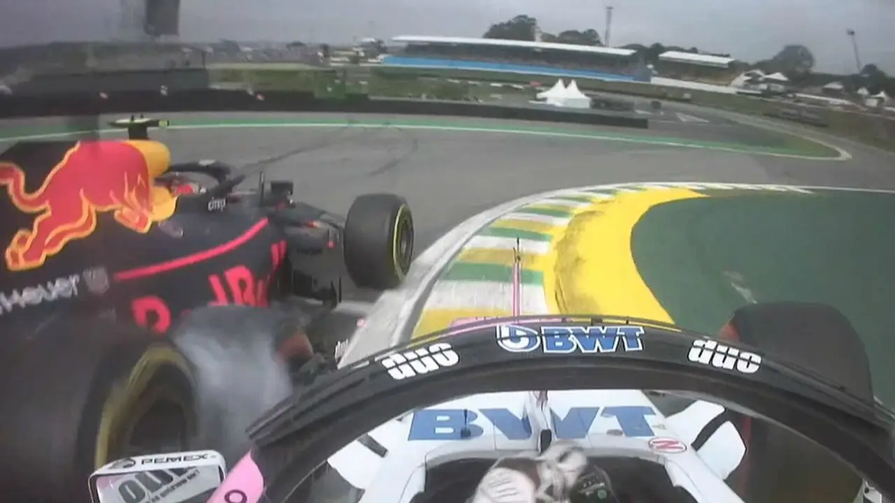 Toque entre Ocon y Verstappen
